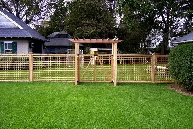 Lattice Fence cedar fence installed by Armstrong Fence on the South Shore of Massachusetts